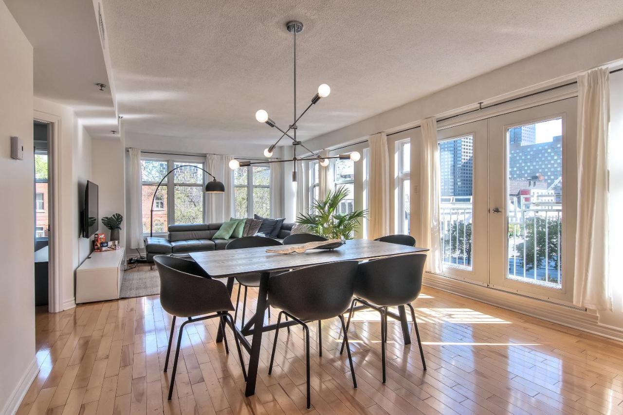 Place-Des-Arts Suites Монреал Екстериор снимка