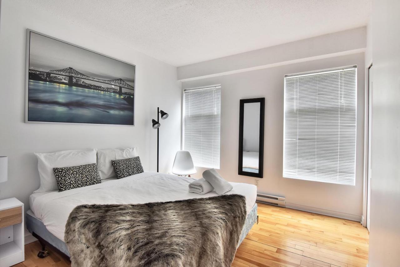 Place-Des-Arts Suites Монреал Екстериор снимка