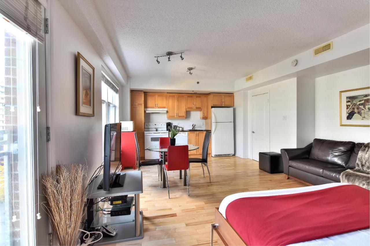 Place-Des-Arts Suites Монреал Екстериор снимка