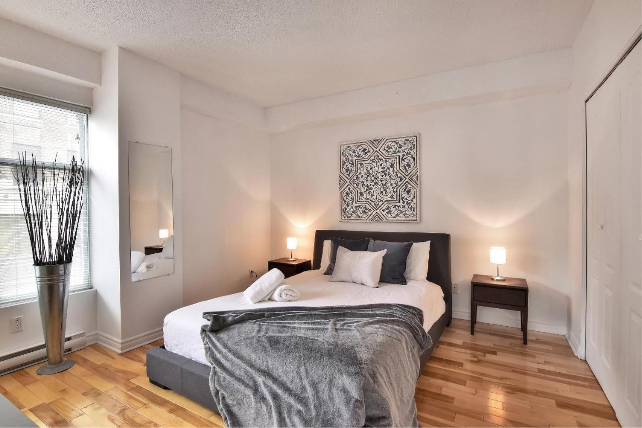 Place-Des-Arts Suites Монреал Екстериор снимка